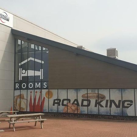 Roadking Truckstop Holyhead Exterior foto